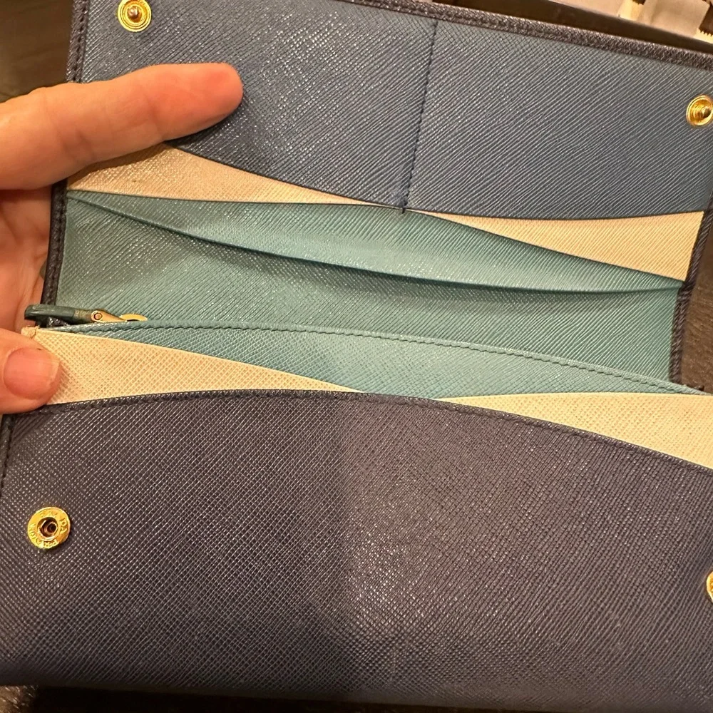 Prada Navy Saffiano Continental Wallet with Gold Logo Stunning interior ❤️ - Picture 10 of 12